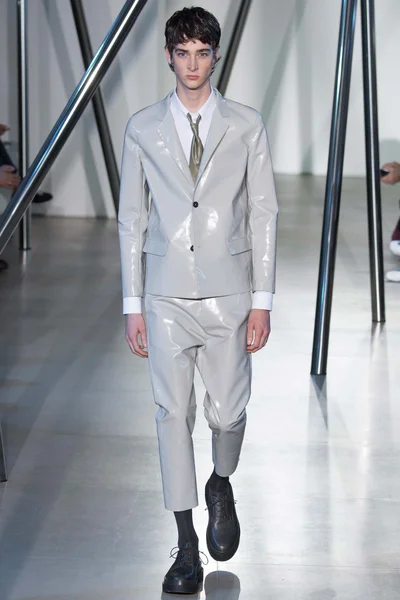 Look 33